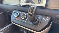 Land Rover Defender 3.0 D300 SE 110 5dr Auto Diesel Estate